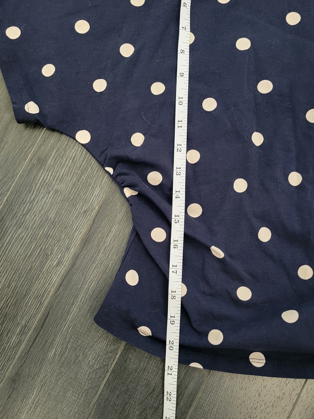 REITMANS Navy Polka Dot Short Sleeve Tee Sz M Shirred Sides Organic Cotton - Picture 11 of 11